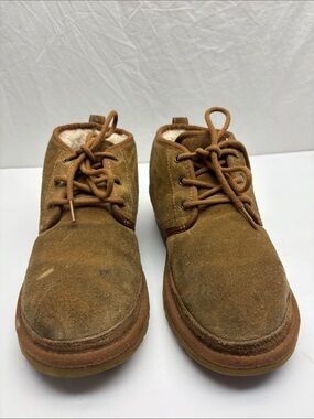 UGG Neumel boots for men’s SZ 8, box 53